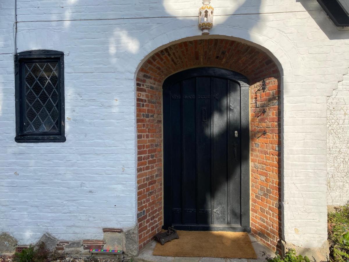 Chichester Retreat With Large Private Mature Garden Eksteriør bilde