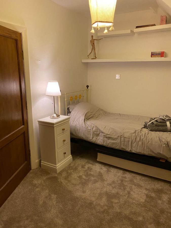 Chichester Retreat With Large Private Mature Garden Eksteriør bilde
